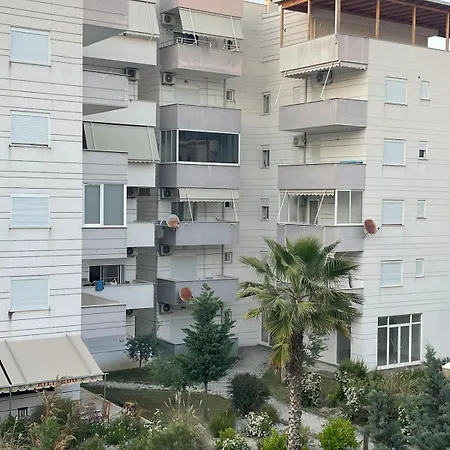 5 Qerret Albania Apartament