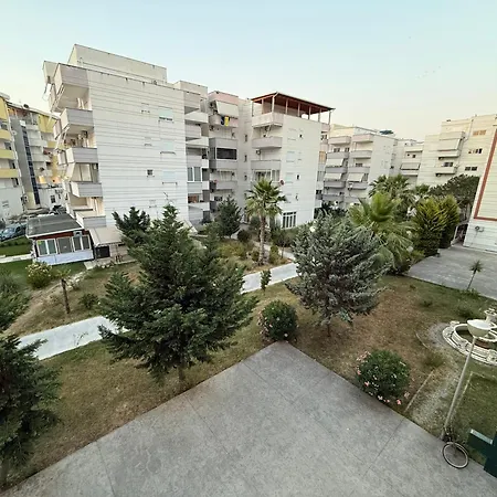 Διαμέρισμα 5 Qerret Albania